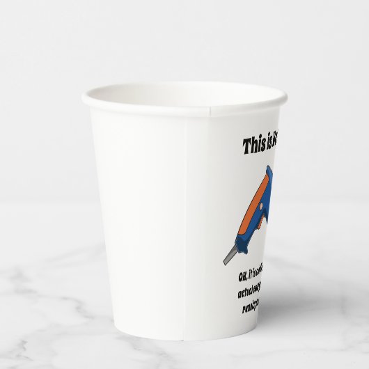 Gobelets En Papier Ce n'est pas un exercice (Droite)