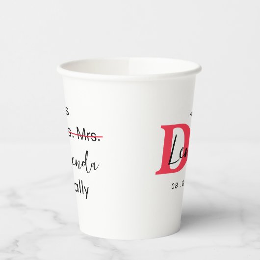 Gobelets En Papier C'est Mlle Mme Mme Dr. Dr. (Gauche)