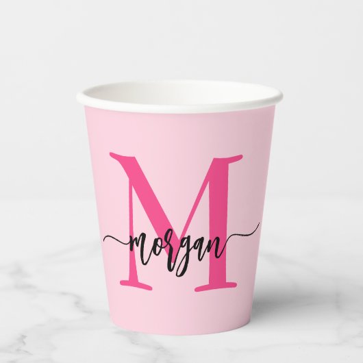 Gobelets En Papier Chaud rose moderne Script Girl Monogramme Nom (Recto)