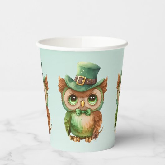 Gobelets En Papier Chouette mignonne dans un chapeau vert (Gauche)