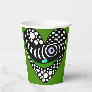 Gobelets En Papier Coeur Abstrait sur vert