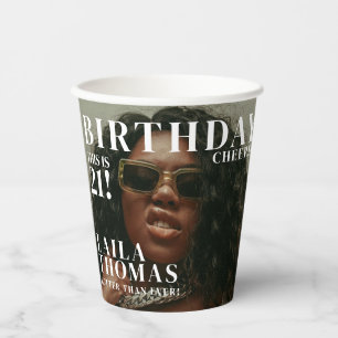 Gobelets En Papier Couverture du magazine de fête d'anniversaire pers