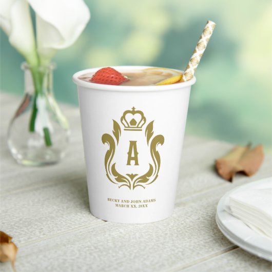 Gobelets En Papier Crête dorée monogrammée (Insitu)