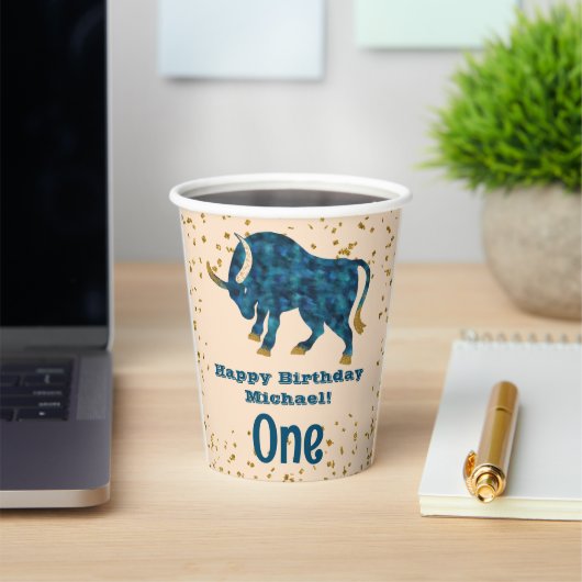 Gobelets En Papier Cute Taurus Premier Anniversaire & Gold Confetti (Insitu)