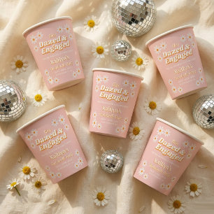 Gobelets En Papier Déboussolée & Fiancée Fête de Fiançailles Groovy d
