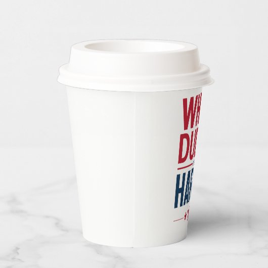 Gobelets En Papier Des Mecs Blancs Pour Harris Election Kamala Harris (Droite)