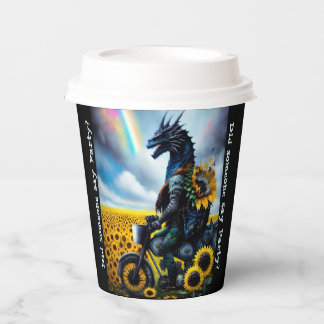 Gobelets En Papier Dragon chevauchant une moto à travers des tourneso