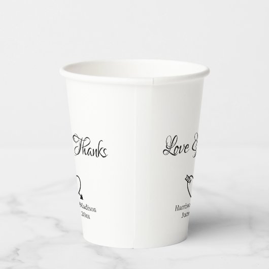 Gobelets En Papier Élégant noir blanc script personnalisé coeur maria (Droite)