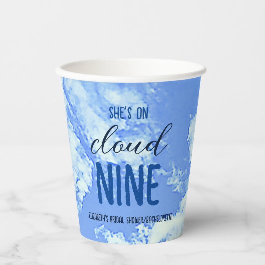 Gobelets En Papier Elle est Sur Cloud Nine ! Fête des mariées/Bachelo (Recto)