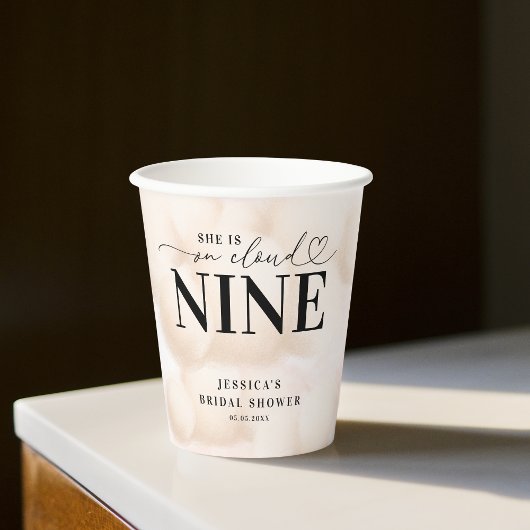 Gobelets En Papier Elle est sur un Cloud Nine Heart Script Bridal Sho