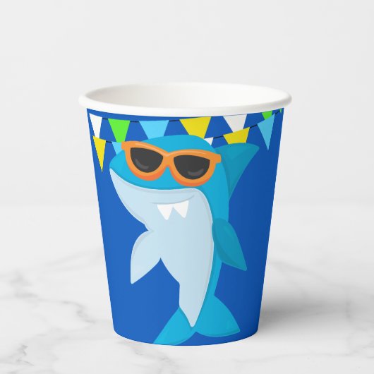 Gobelets En Papier Enfants requin bleu Fintastic Anniversaire (Recto)