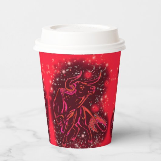 Gobelets En Papier Exécution de tasses de papier Red Bull (Gauche)