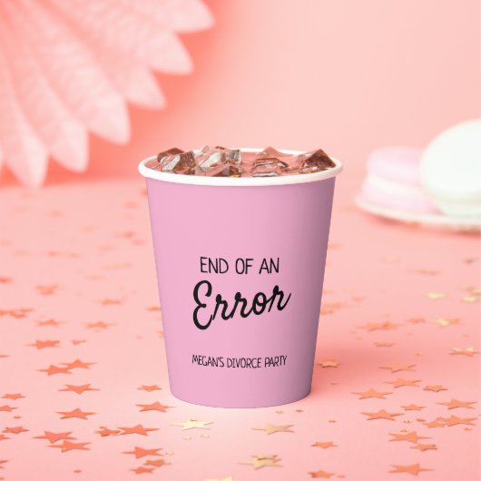Gobelets En Papier Fin d'une erreur (Insitu)