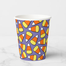 Grosse Corne à bonbons d'Halloween sur tasses de p