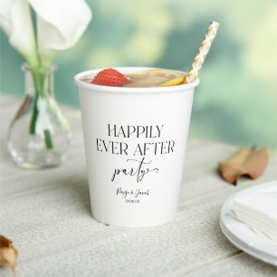 Gobelets En Papier Heureusement Jamais Après La Réception De Mariage