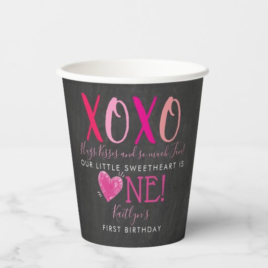 Gobelets En Papier Hugs & Kisses (XOXO) Valentine's Day 1st Birthday (Recto)