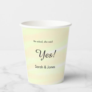 Gobelets En Papier Il a demandé elle a dit oui engagement pastel jaun