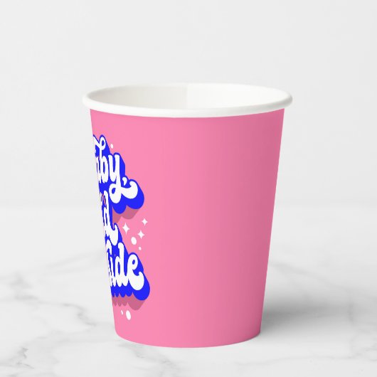 Gobelets En Papier Jouer bébé, c’est froid en hiver (Gauche)