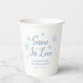 Gobelets En Papier La neige bleue en amour Bachelorette d'hiver (Recto)