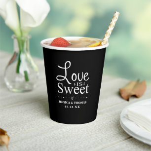 Gobelets En Papier L'amour est doux ! Mariage moderne noir et blanc