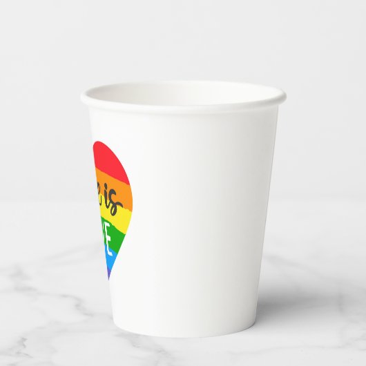 Gobelets En Papier L'amour est l'amour Coeur arc-en-ciel (Verso)