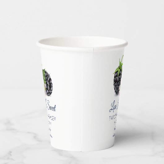 Gobelets En Papier L'Amour Est Un Fruit De Blackberry Sucré | Coupe M (Droite)