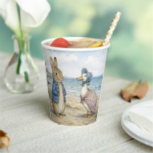 Lapin et canard classiques au bord de la mer