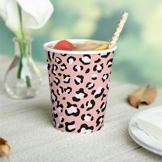 Gobelets En Papier Léopard Print, Léopard Spots, Rose Léopard (Insitu)