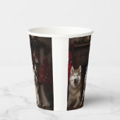 Gobelets En Papier Malamute en Alaska près de la cheminée Noël (Droite)