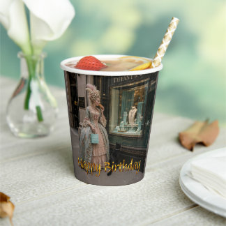 Gobelets En Papier Marie Antoinette faisant du lèche-vitrine Joyeux A