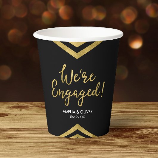 Gobelets En Papier Moderne Faux Or Chevron Nous sommes fiancés Fiança