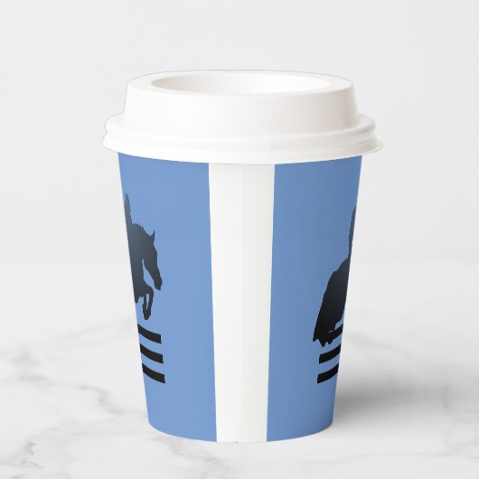 Gobelets En Papier Montrez le cavalier qui franchit un obstacle. (Droite)