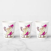 Gobelets En Papier Nain Avec Un Diamant