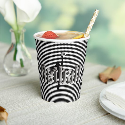 Gobelets En Papier Netball Le Jeu, Coupes De Papier (Insitu)