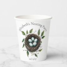 Nid d'oiseau de la fête de nidification des bébés
