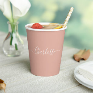 Gobelets En Papier Nom personnalisé en écriture cursive rose poussiér