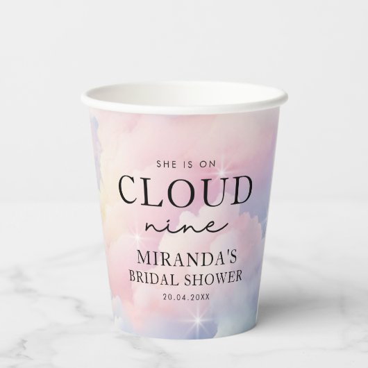 Gobelets En Papier Pastel Clouds She's On Cloud Neuf Fêtes des mariée (Verso)
