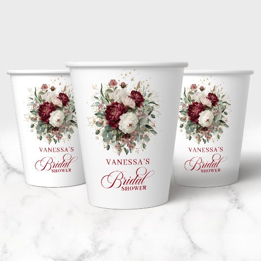 Gobelets en papier pour douche de mariée à fleurs