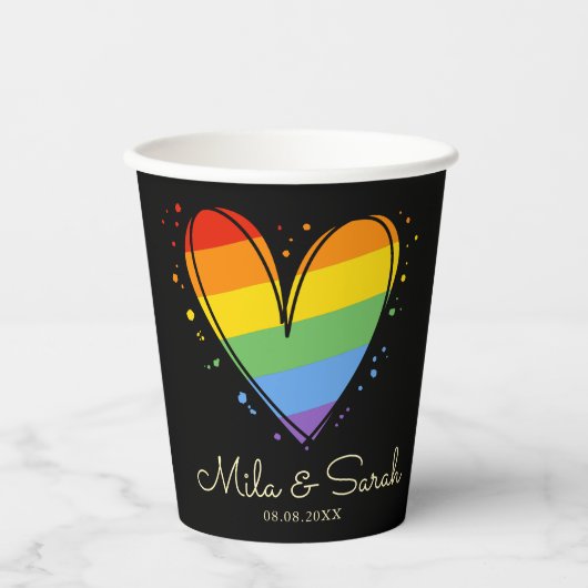 Gobelets En Papier Pride Rainbow LGBTQ Mariage cardiaque (Recto)