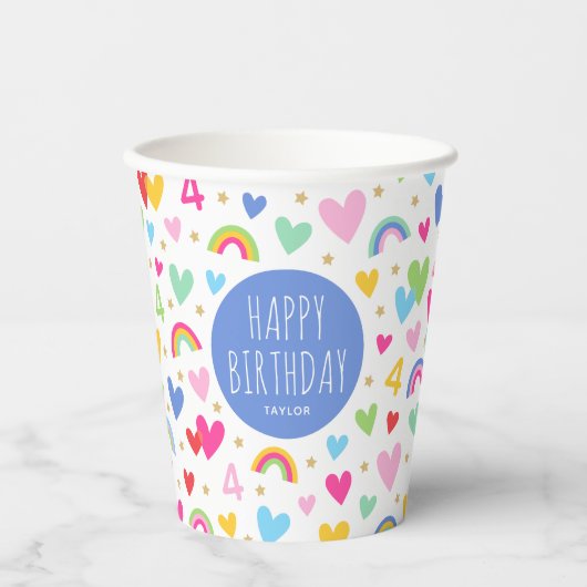 Gobelets En Papier Rainbow Hearts 4th Birthday Party Nom personnalisé (Recto)