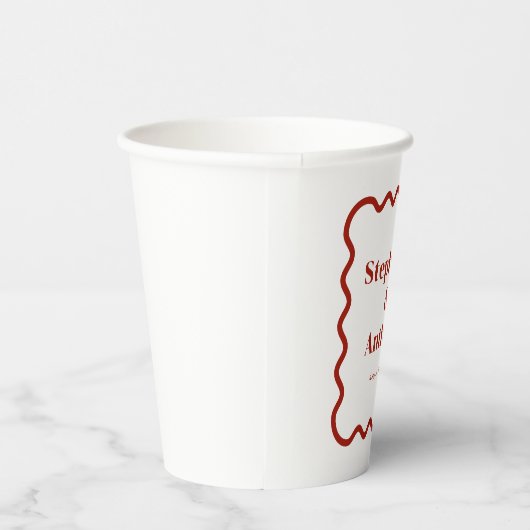 Gobelets En Papier Retro 1950s Wavy Edge Mariage rouge foncé (Droite)