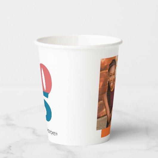 Gobelets En Papier Retro Vibes Graduation Party Classe de 2024 (Gauche)