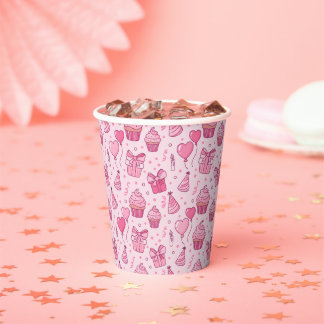Gobelets en papier rose pour gâteau d'anniversaire
