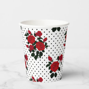 Gobelets En Papier Roses rouges sur un arrière - plan à pois de polka