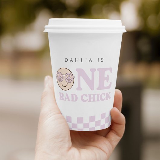 Gobelets En Papier Super fille À damiers visage heureux | 1er anniver