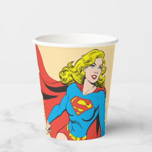 Gobelets En Papier Supergirl en mouvement