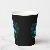 Gobelets En Papier Tabourets dans Bushes (Gauche)