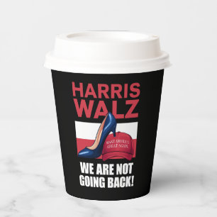 Gobelets En Papier Talons de Kamala Harris écrasant un chapeau rouge 