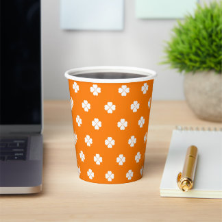 Gobelets En Papier Tasse en papier aromatisée au trèfle