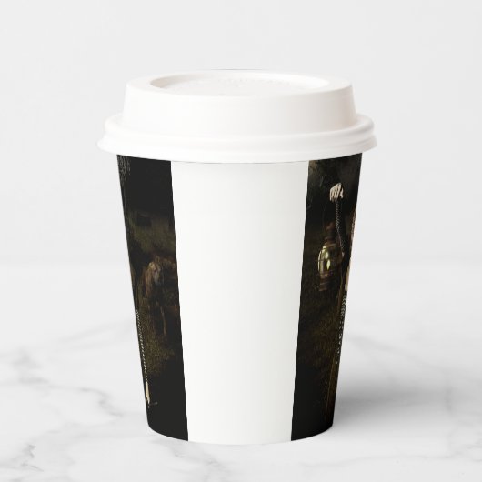 Gobelets En Papier Thin female carrying lamp (Gauche)